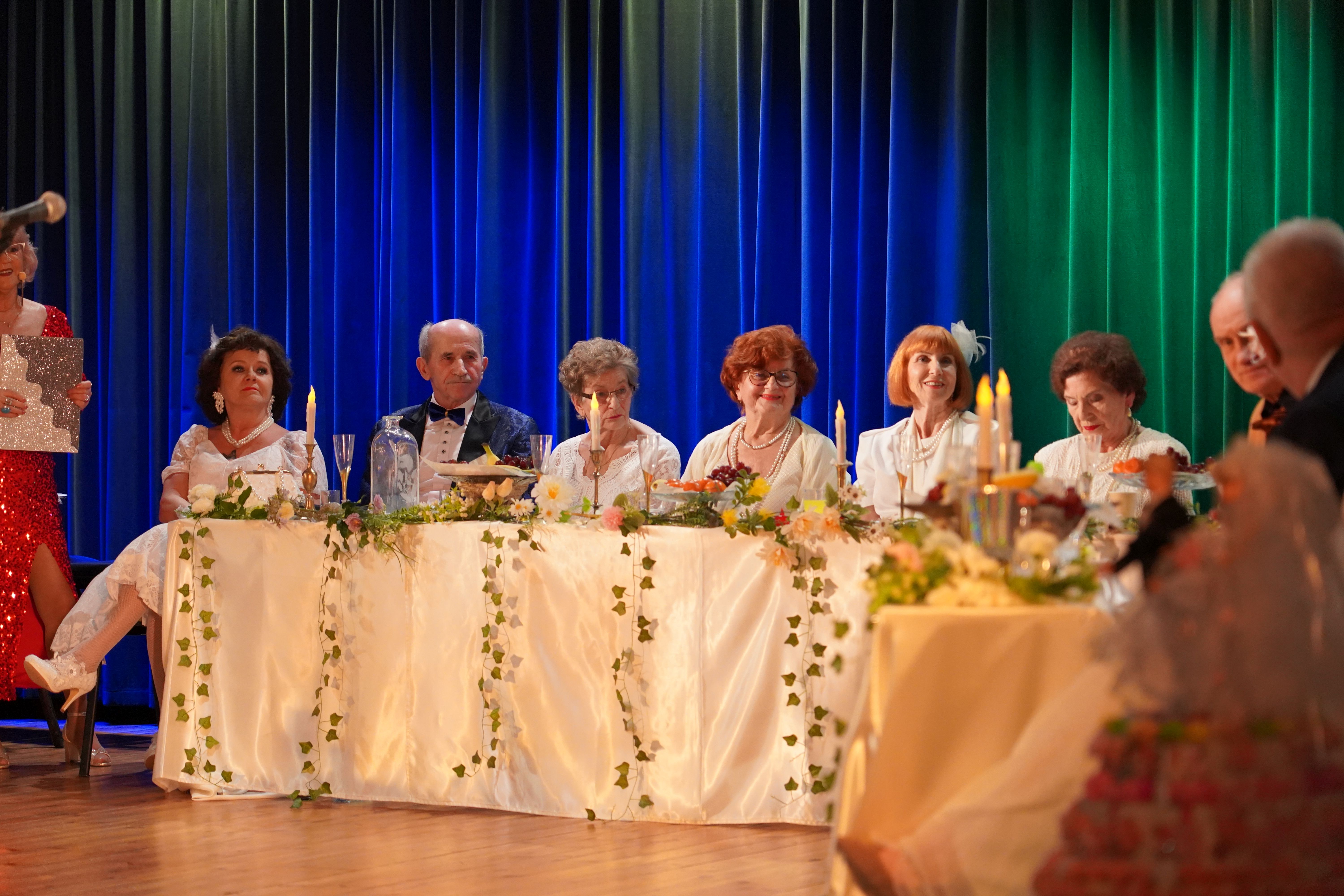 Spektakl zespołu "Na luzie"